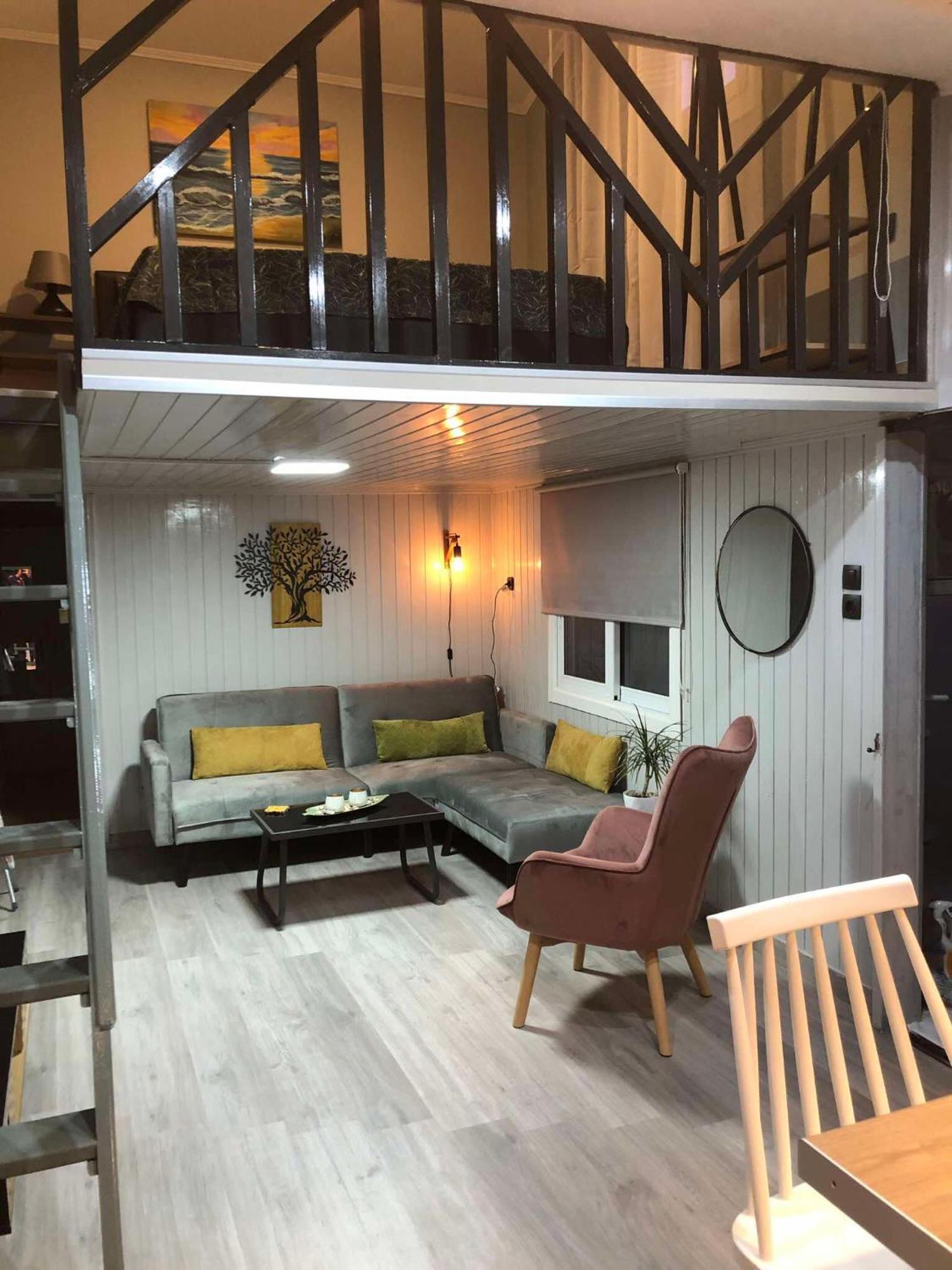Cozy Kanali, Preveza